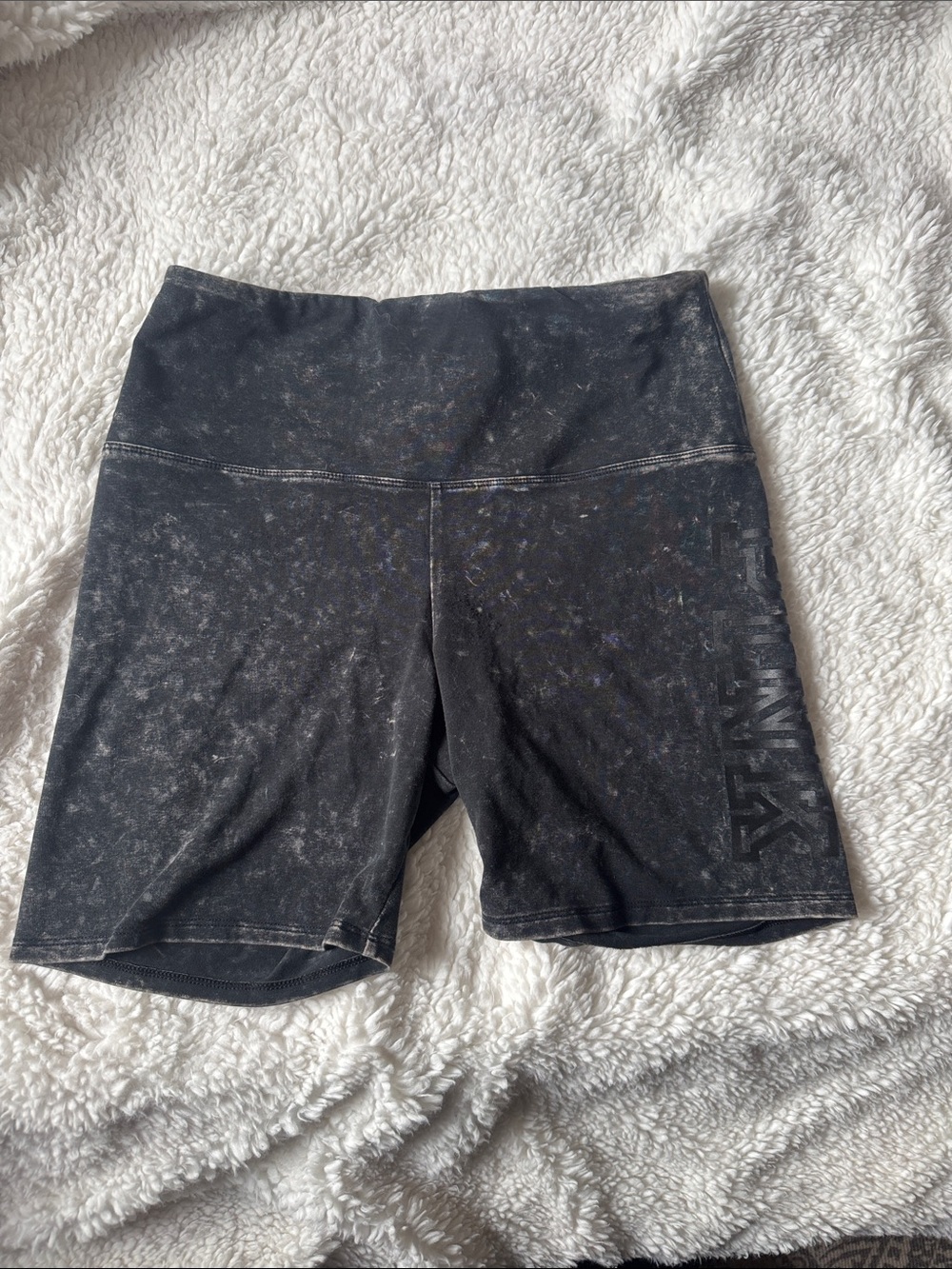 VS PINK || Acid-Washed Bike Shorts (M)